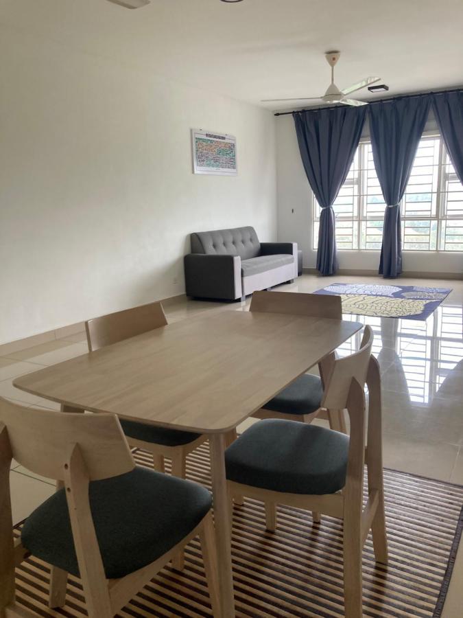 Absyar Homestay Selasih Putrajaya Exteriör bild